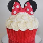 Queco Gigante Minnie Glace Pasteles y Postres